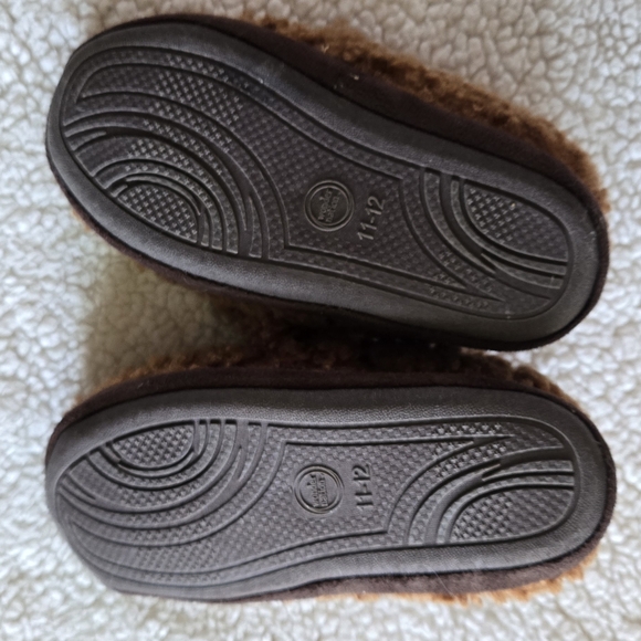 Kids Brown Bear Slippers Size 11-12 EUC - Picture 4 of 4